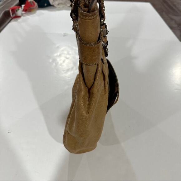 B. Makowsky Brown Tan Leather Shoulder Hobo Bag - Picture 4 of 16